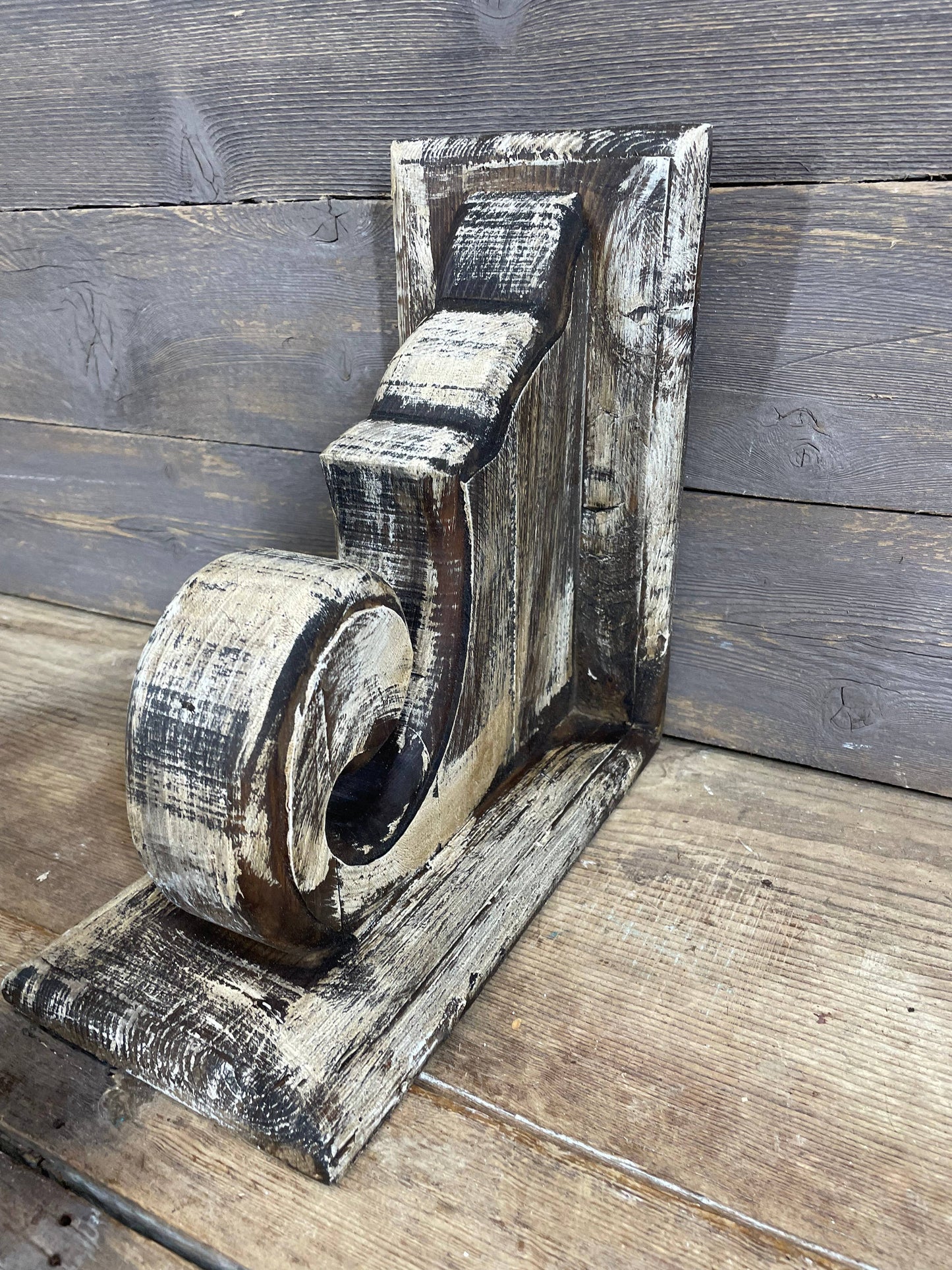 Big Springs Farmhouse-Bookend-Corbels