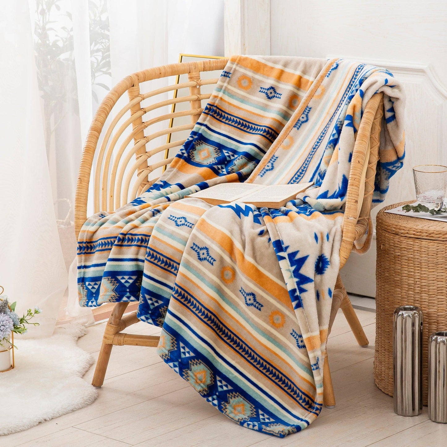 Light Aztec Throw  Blanket: Navy